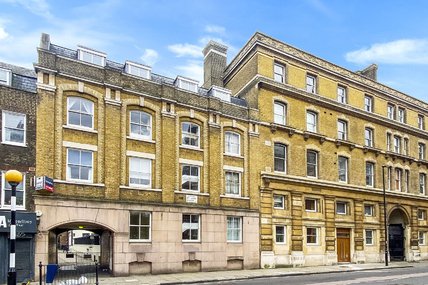 Haywards Place, 