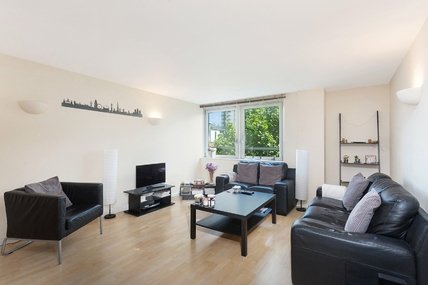 Longstone Court, 