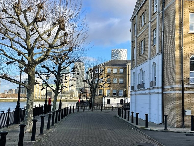 William Square, Rotherhithe Street