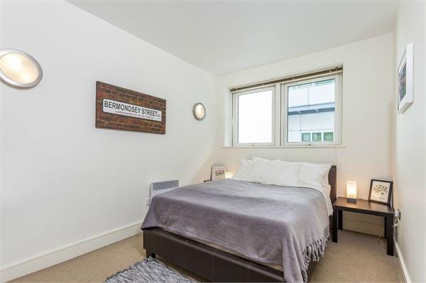 2 Bedroom Flat To Rent in Royal Oak Yard | Hastings International