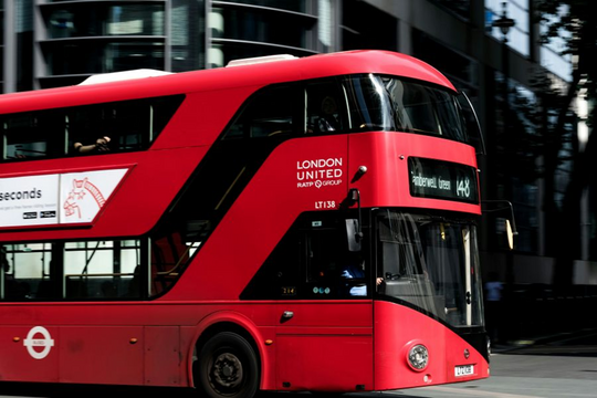 Top 5 Commuter-Friendly Neighbourhoods for Working in Central London